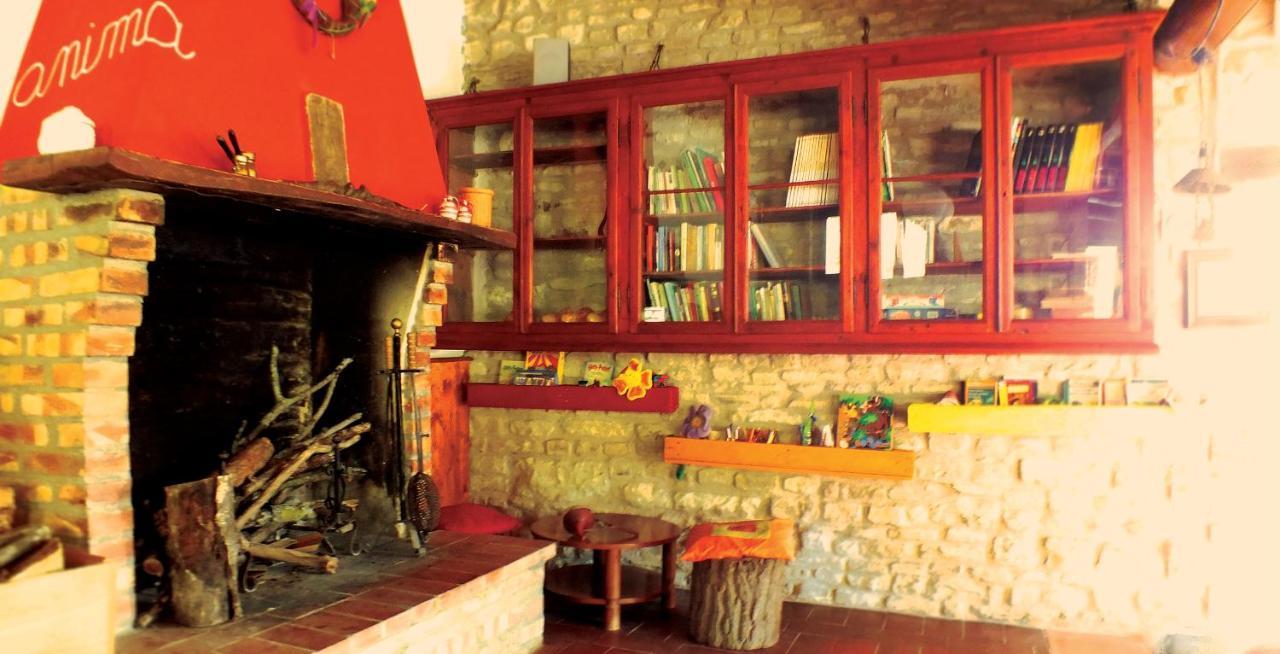 Agriturismo Becerca Vegan Serra San Quirico Exterior photo